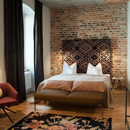 Hotel Emmerich 5*