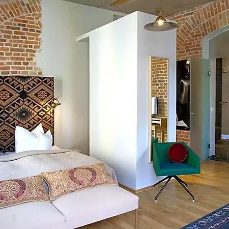 Hotel Emmerich 5*